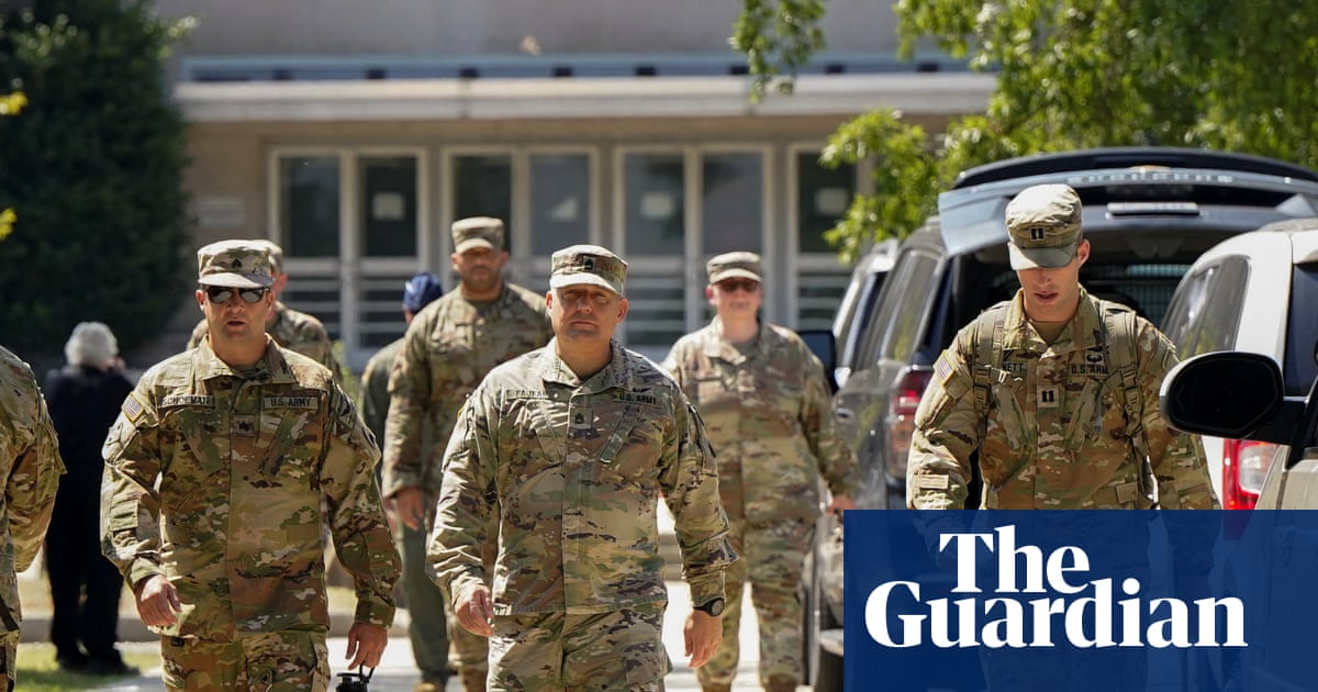 National guard arrives in DC after Trump deploys troops – video