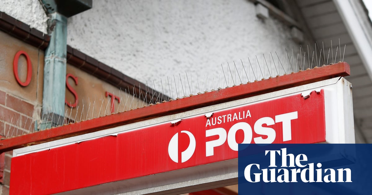 Australia Post suspends parcel deliveries to US on eve of Trump’s new import tariff scheme