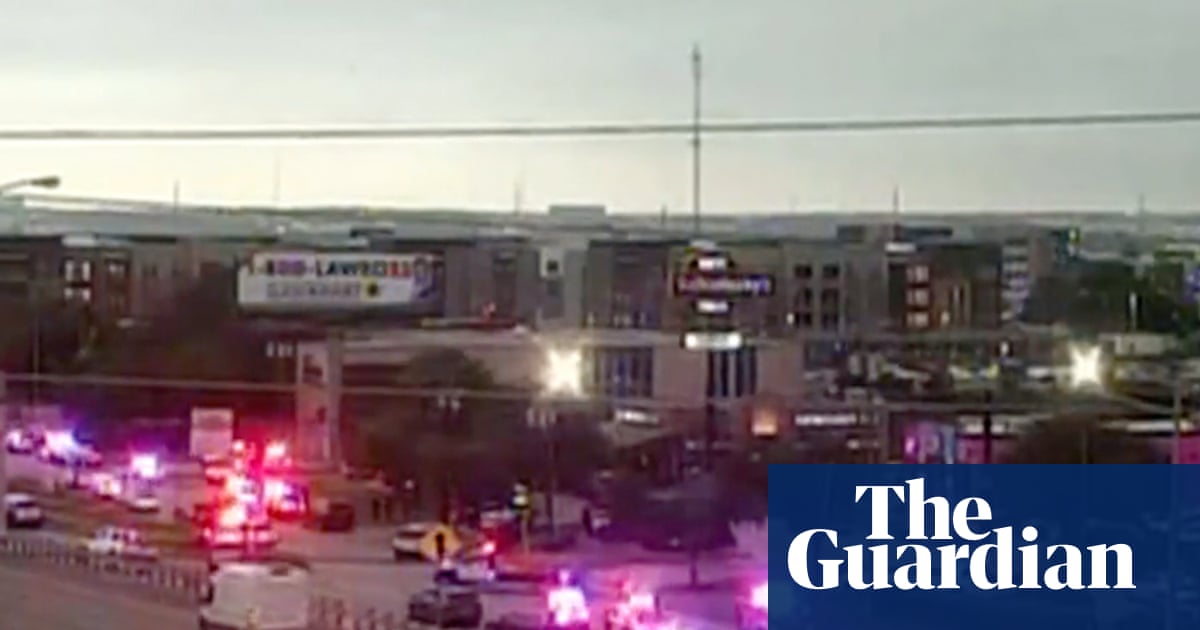 Large police presence outside Dallas Ice facility after fatal shooting – video