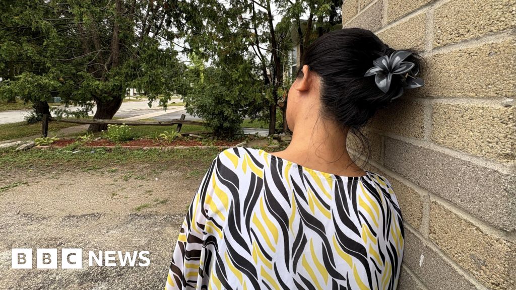 They’re eligible for asylum in Canada. So why are they stuck in ICE jail?