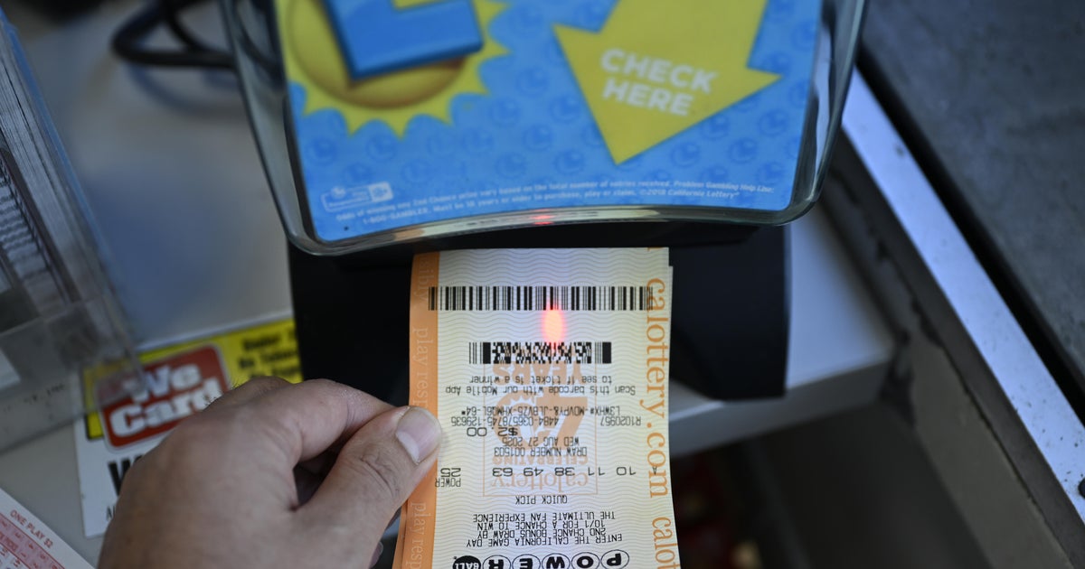 Should Powerball winner take lump sum or annual payments? Here's expert advice