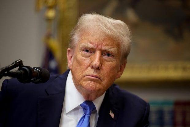 Trump cancels meeting with Democratic leaders as shutdown deadline nears