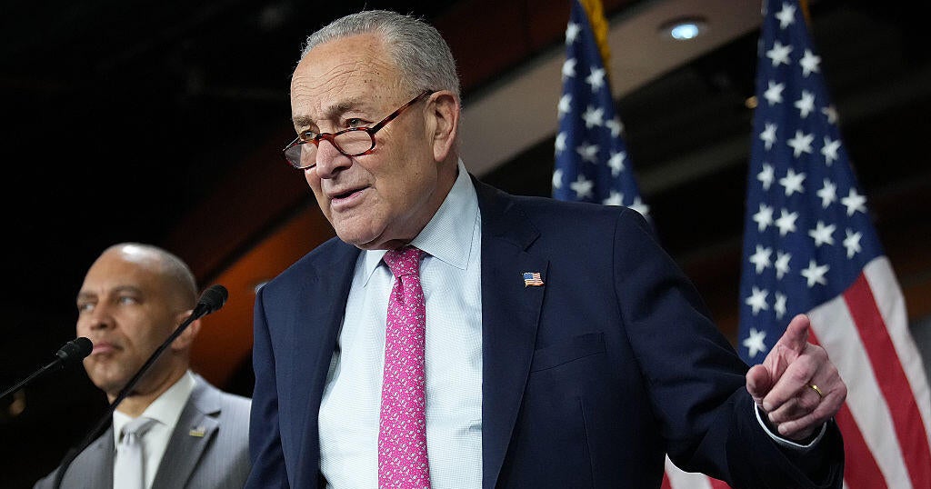 Trump to meet with Schumer and Jeffries as government shutdown looms