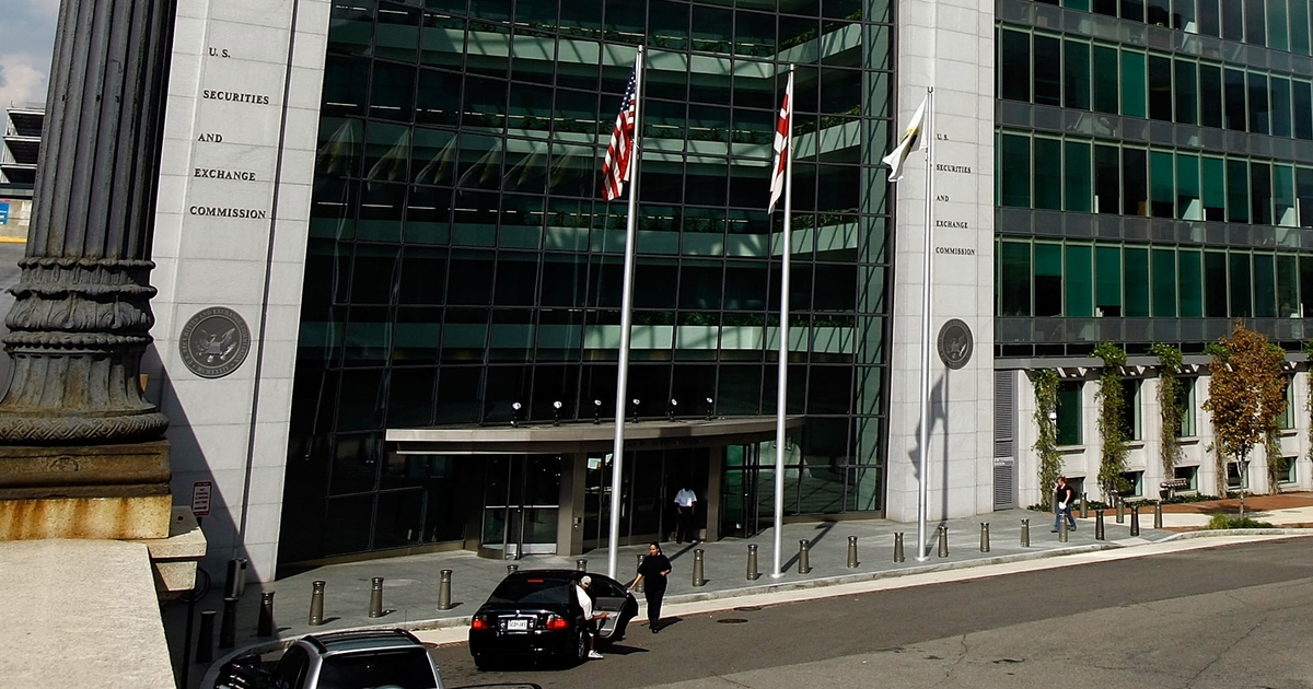 SEC Nears Decision on ETF Share Classes for Funds