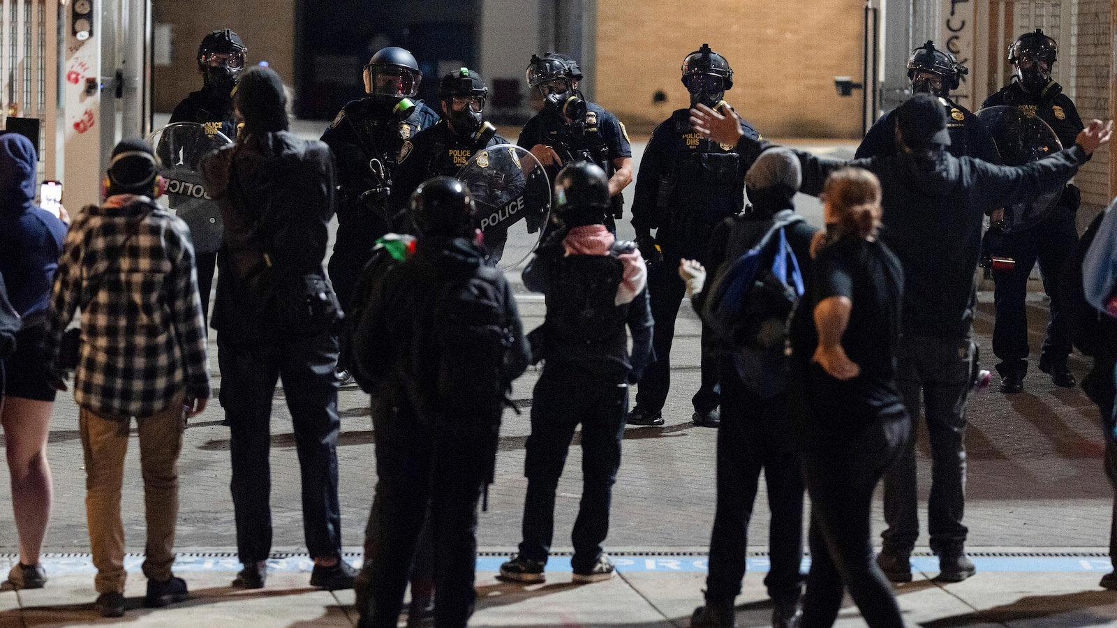 Portland to issue land use violation notice to ICE building for allegedly breaching detention limits