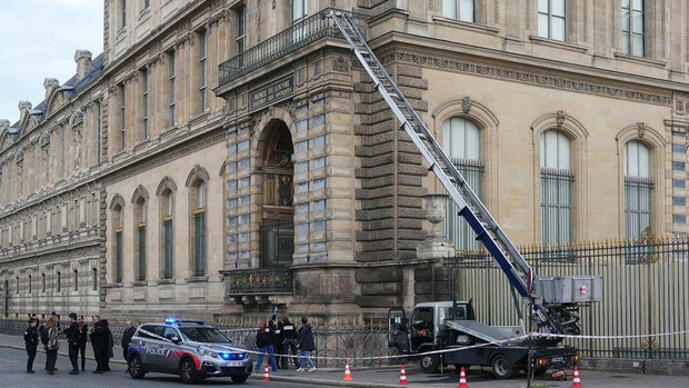 Company that made lift used in Louvre heist hopes to cash in
