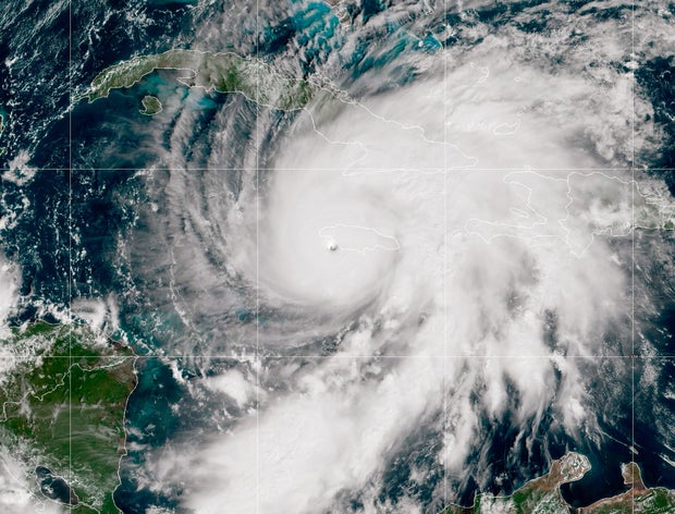 Hurricane Melissa whips Jamaica with violent winds, heavy rain before heading toward Cuba