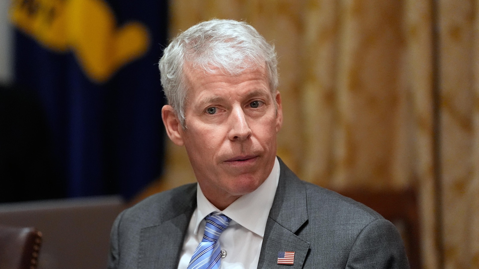 Energy Department offers $1.6 billion loan guarantee to upgrade transmission lines across Midwest