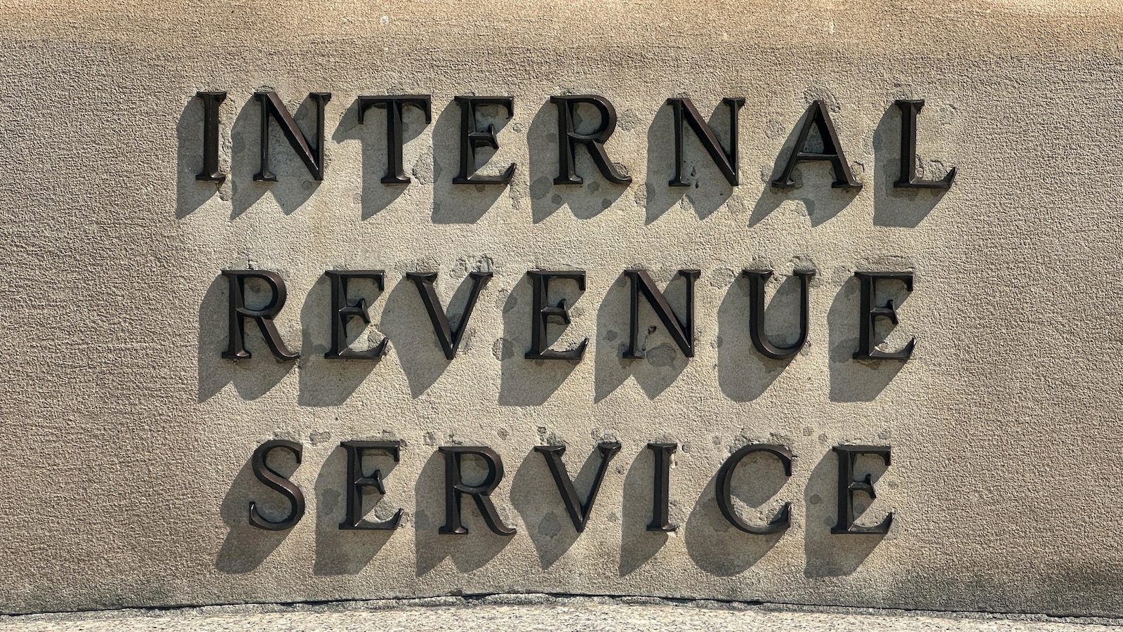 IRS Direct File won’t be available next year. Here’s what that means for taxpayers