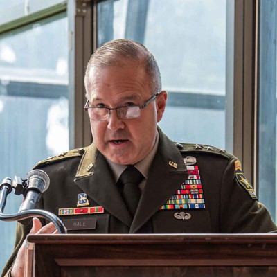 Foreign spies see opportunity in fed workers’ uncertainty, Army warns