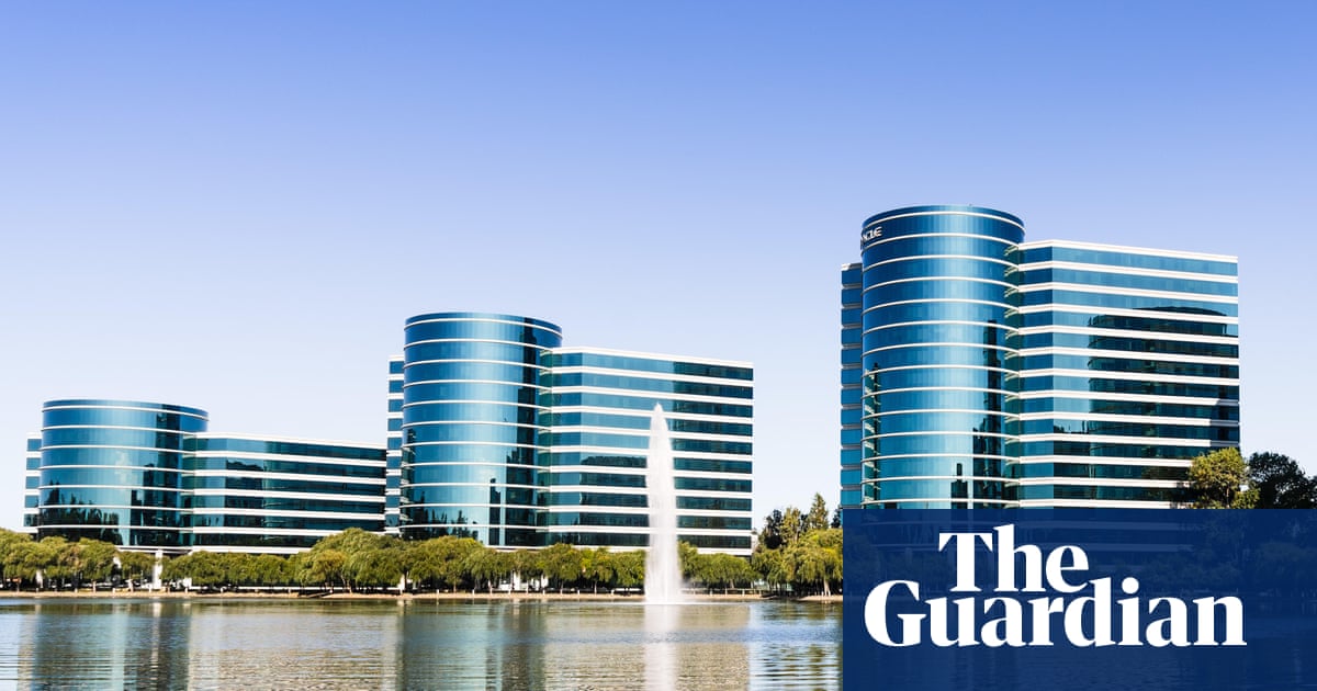 Disappointing Oracle results knock $80bn off value amid AI bubble fears