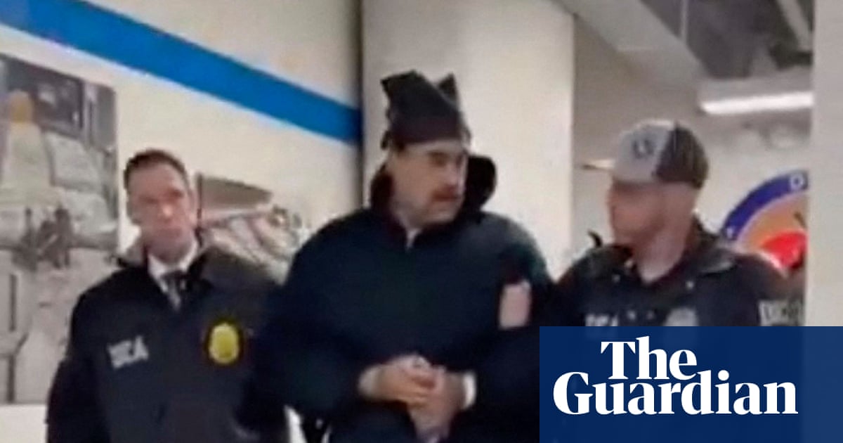 Nicolás Maduro handcuffed and escorted by US federal agents – video
