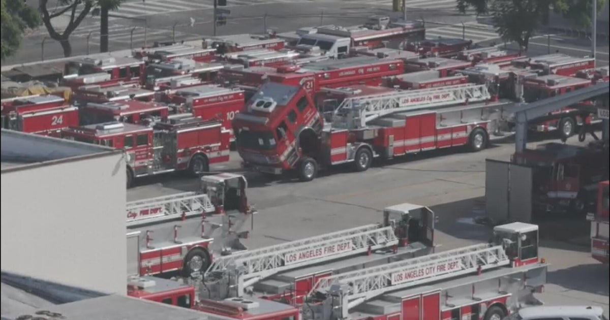 LAFD vehicle numbers decrease 1 year after Palisades Fire, latest data shows
