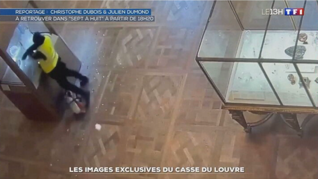 New surveillance video shows Louvre jewel heist in action