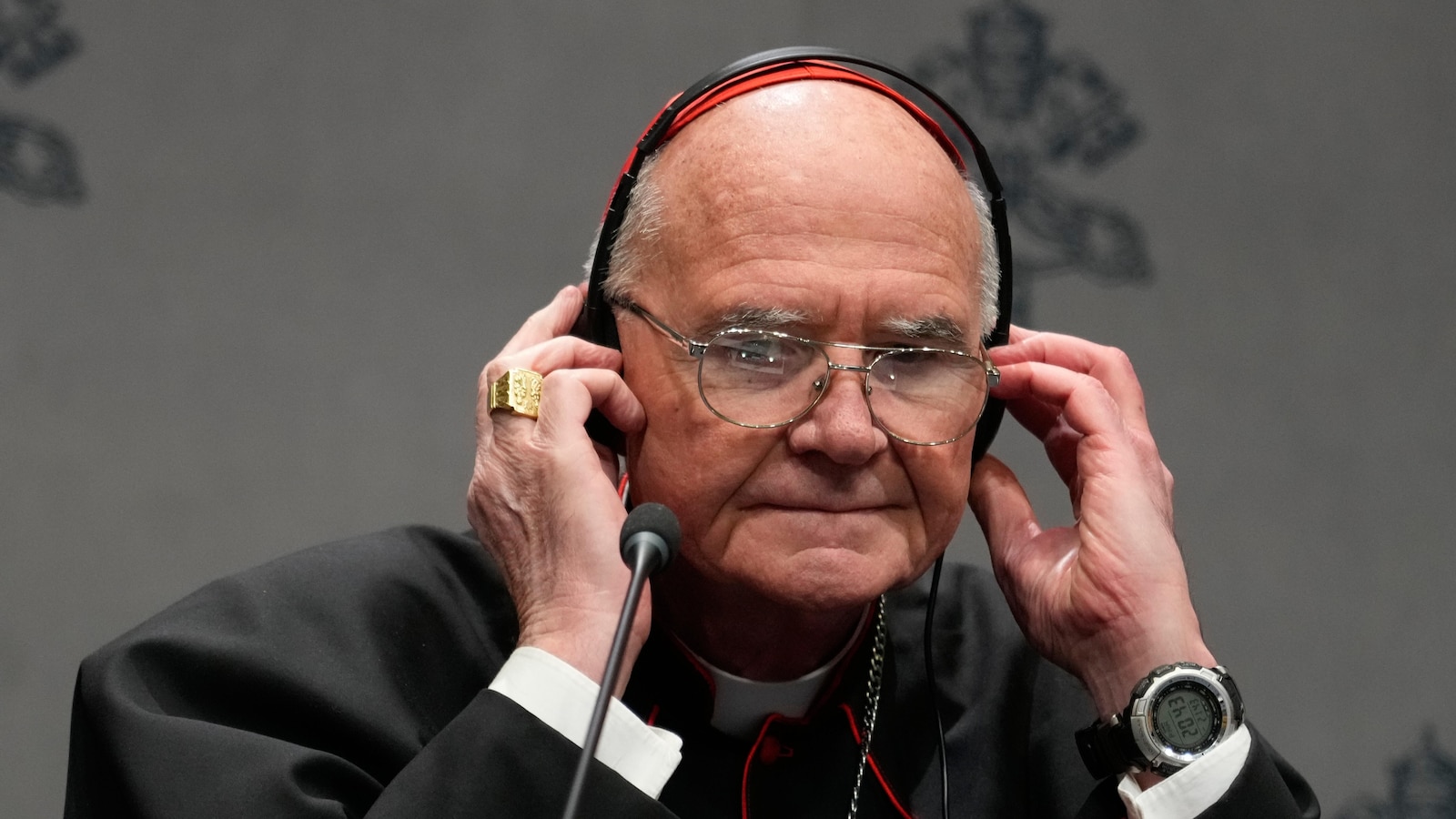 Pope indicates new governing style for Catholic Church with regular, annual cardinal meetings