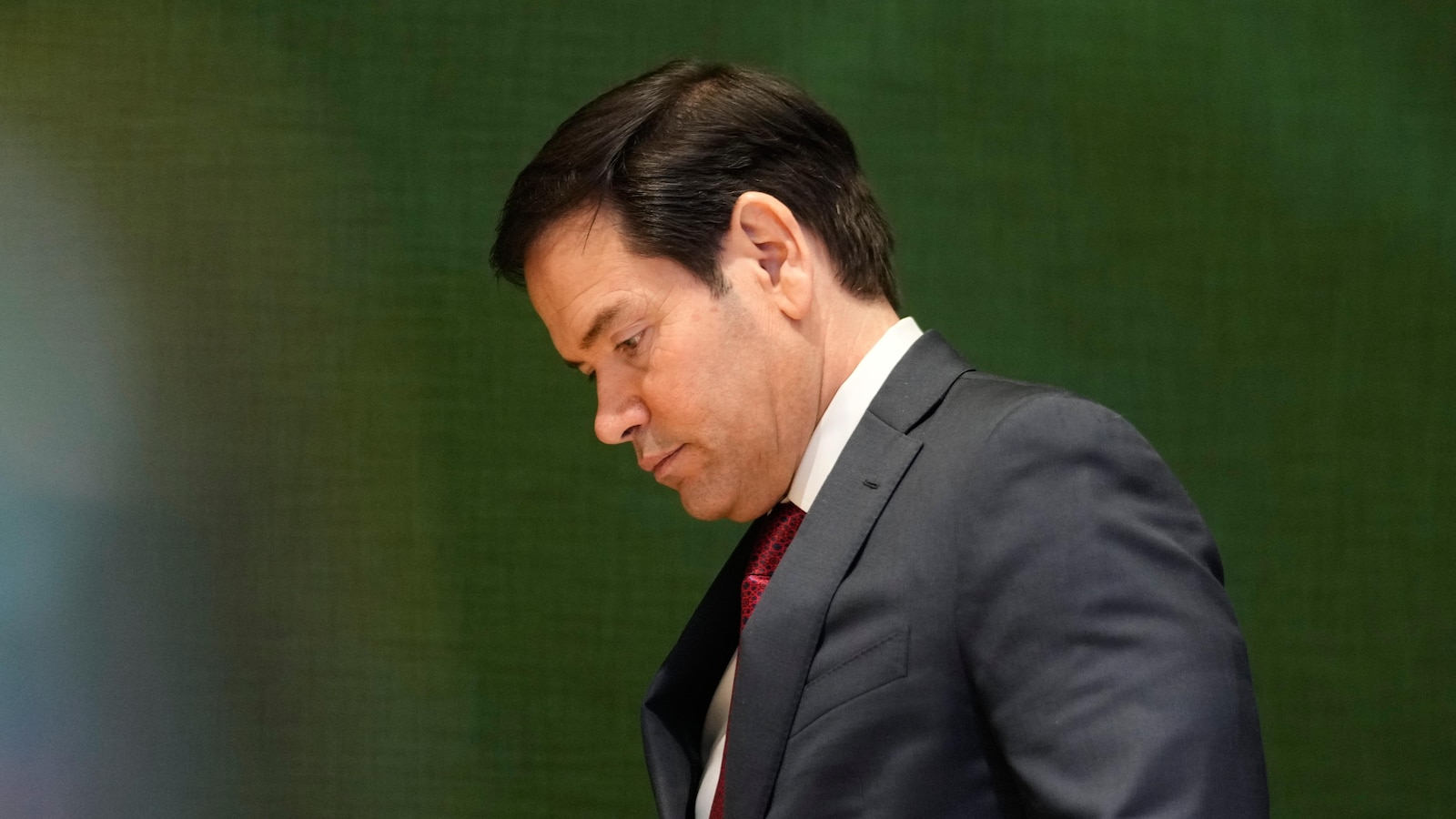 Judge warns Trump administration from changing plaintiffs immigration status in First Amendment case