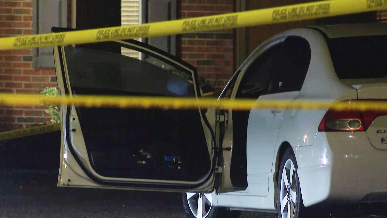 18-year-old to plead guilty to North Carolina shooting that left 5 dead, lawyers say