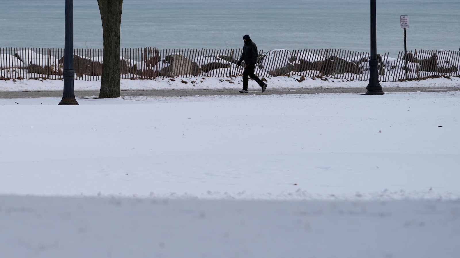 How big winter storms create snow, sleet and freezing rain