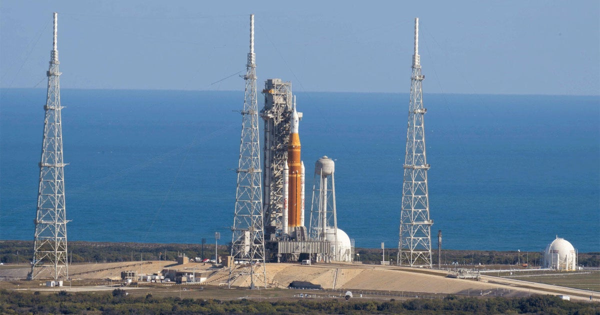 NASA to start slow-moving process returning moon rocket to hangar this week