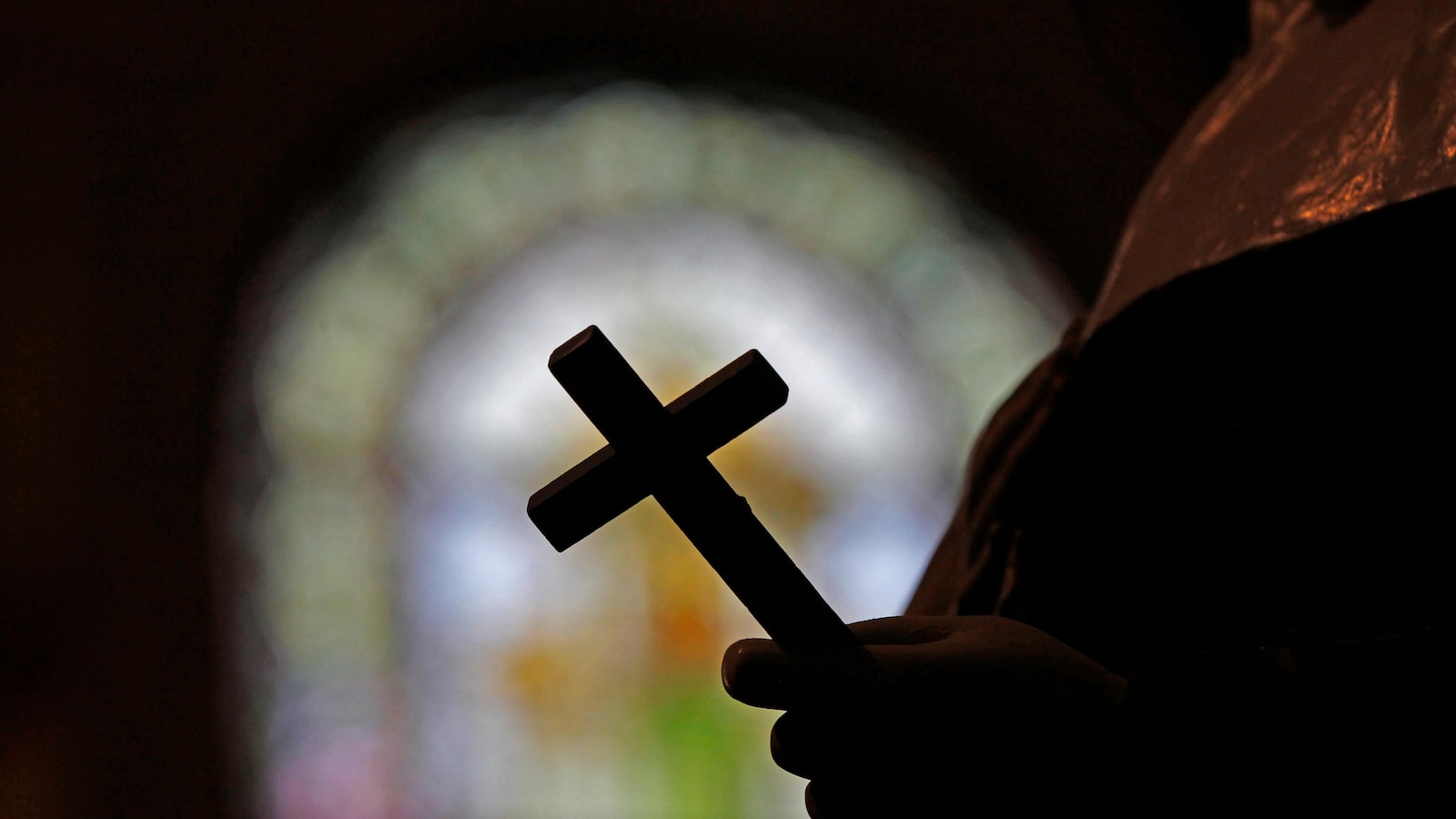 A look at the largest clergy abuse settlements reached by Catholic organizations in the US