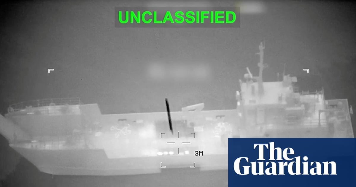 US releases footage of strikes on mine-laying vessels in strait of Hormuz  – video