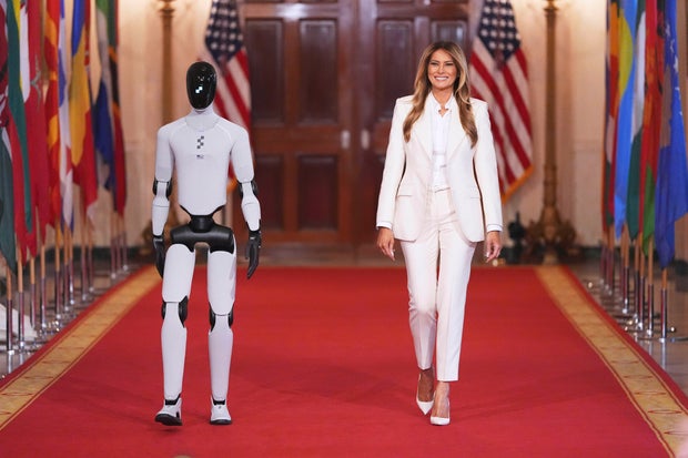 Melania Trump pitches robots as potential educators for schoolchildren