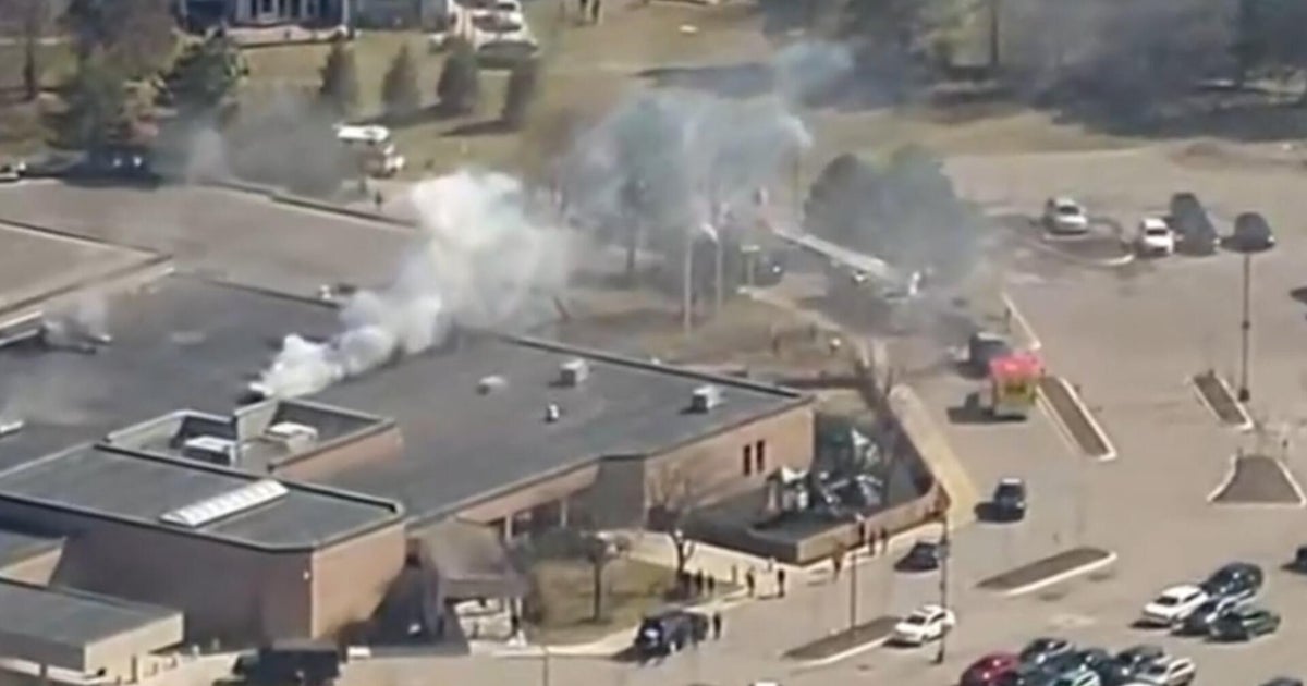 Reports of "active shooter situation" at temple in Michigan synagogue