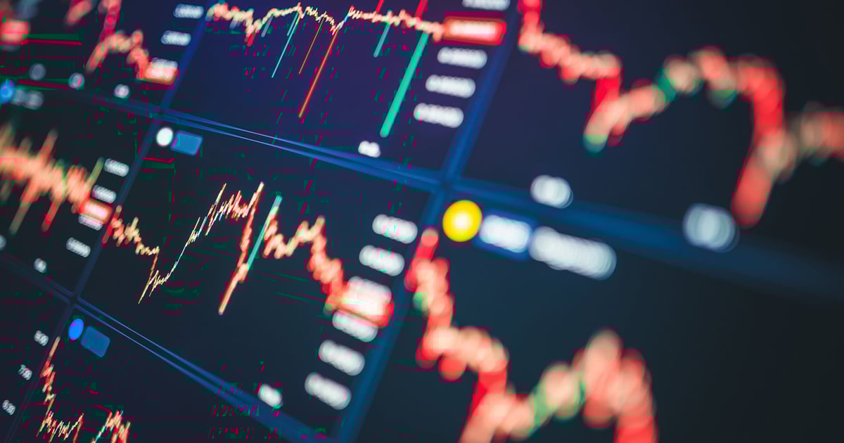 Diversified Portfolios Outperform 60/40 Model in 2025
