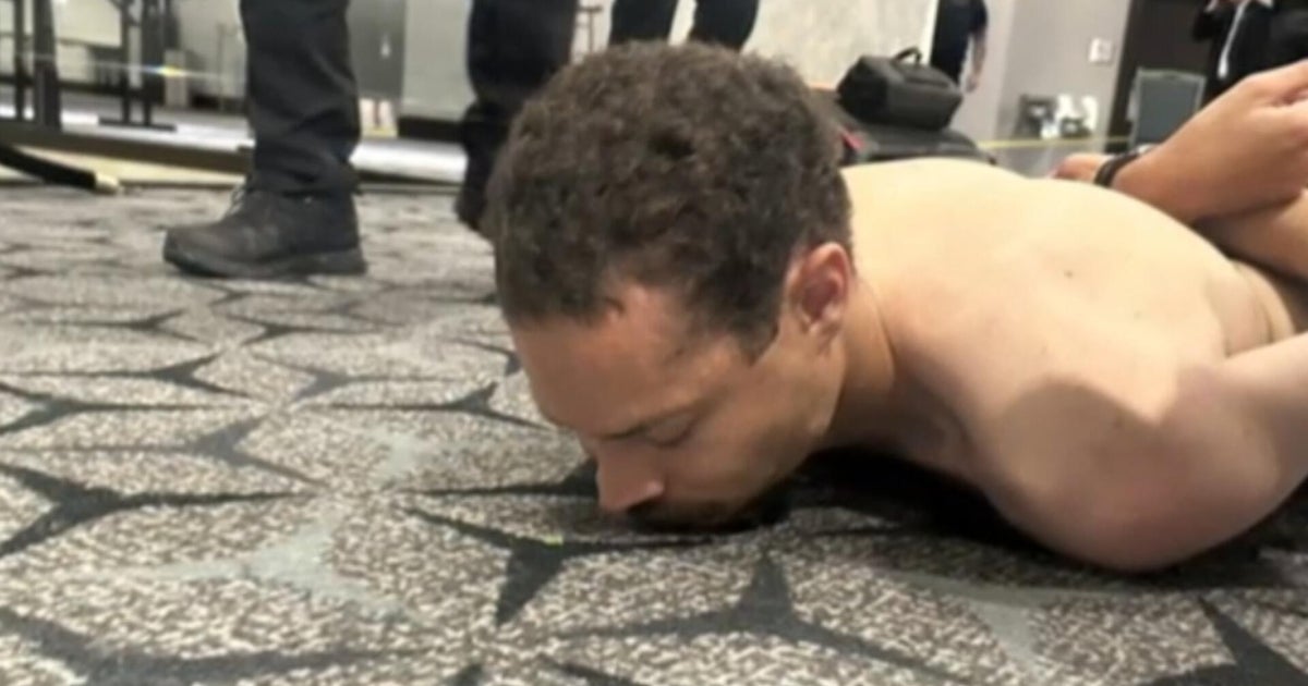 D.C. officials announce charges against correspondents' dinner shooting suspect