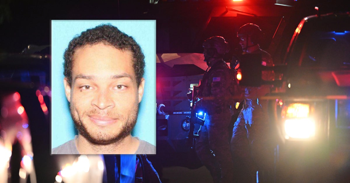 Suspect in D.C. shooting held in "safe cell," agrees to remain jailed ahead of trial