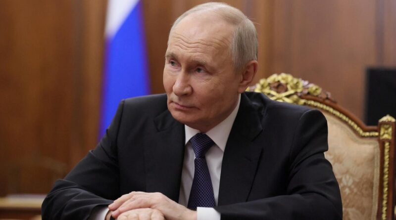 Russia and Ukraine declare separate ceasefires ahead of WWII anniversary