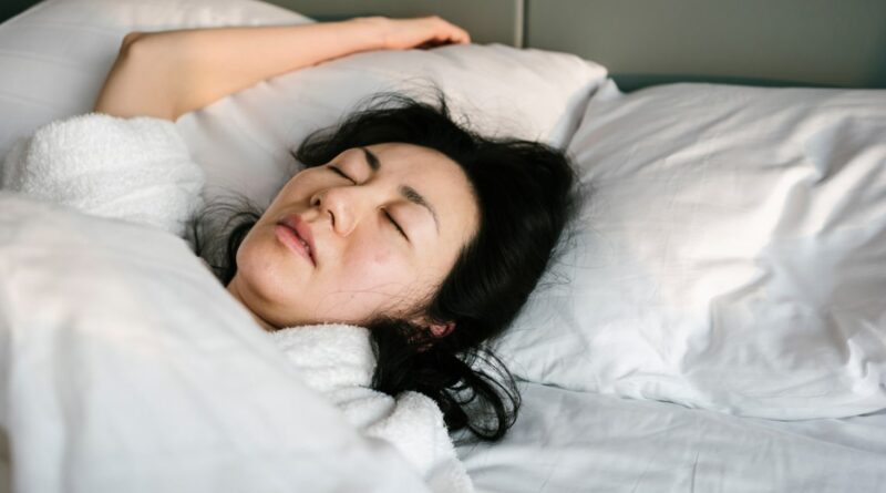 Wedge pillows, mouthpieces, nasal strips — these are the ones that actually work to end snoring, according to experts