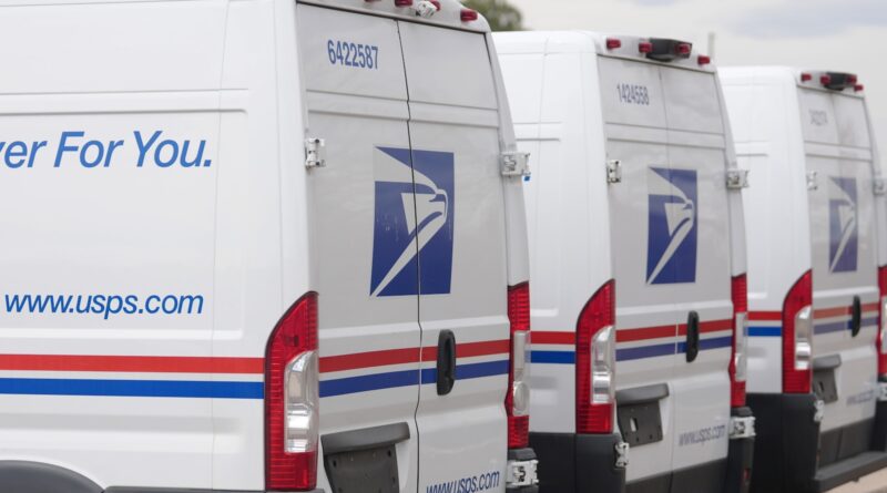 USPS considers allowing people to ship handguns through the mail