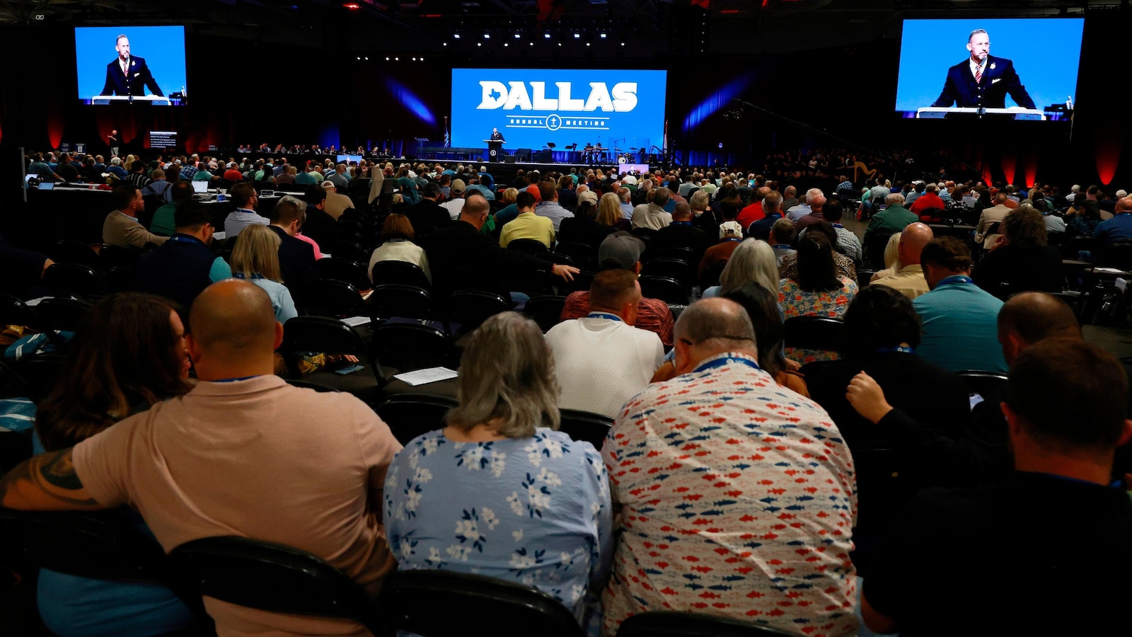 Southern Baptist Convention continues membership slide but grows in attendance, baptisms
