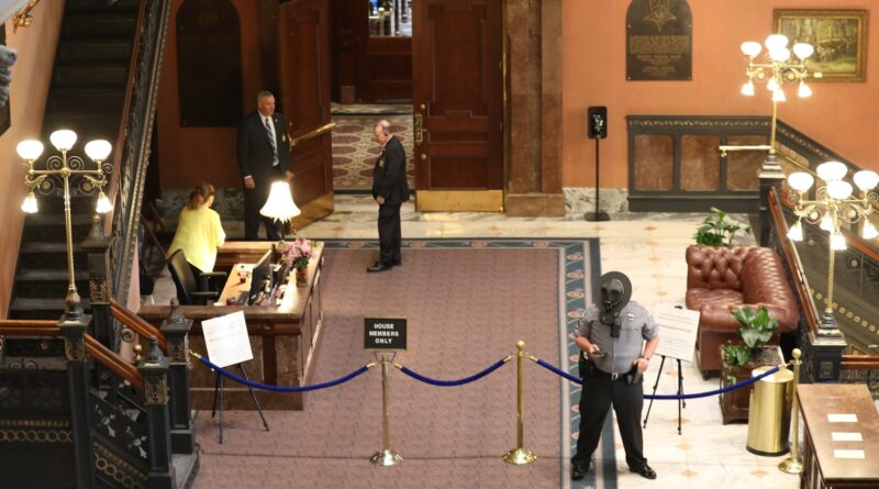 Redistricting debate shifts as Republicans seek clean sweep of US House seats