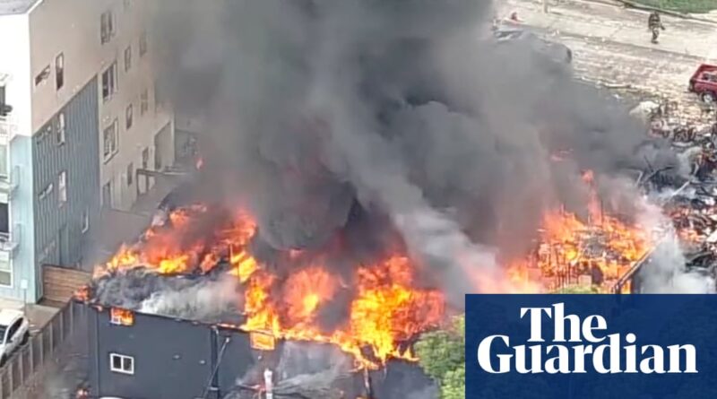 Aerial footage shows Dallas apartment fire after gas explosion kills three – video