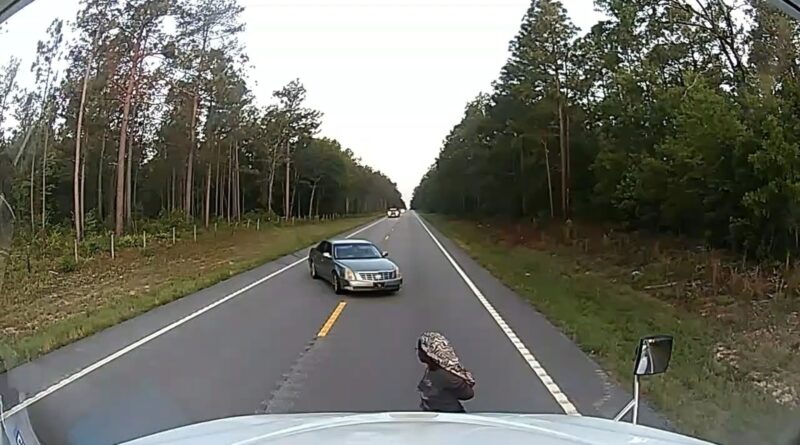 Video shows moment truck-driving preacher helps thwart alleged kidnapping