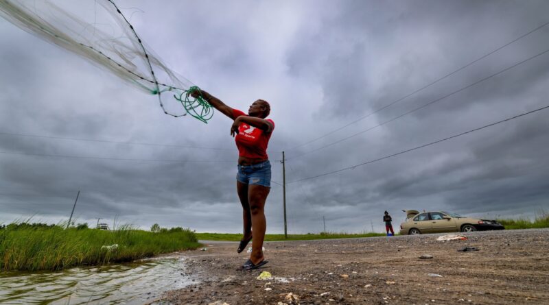 Tropical Storm Bertha makes landfall in Louisiana and moves toward Texas